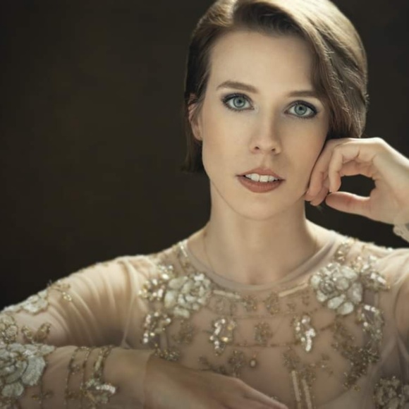 Meet your Posher, Susie - Picture 1 of 8